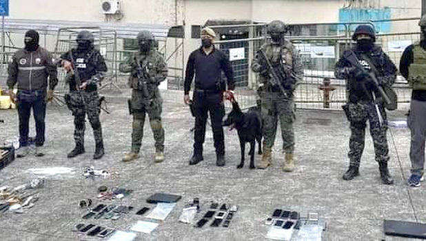 Hallaron armas blancas, dinero y sustancias ilícitas en la cárcel