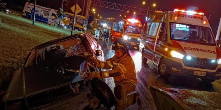 4 heridos dejó accidente de tránsito en Ibarra