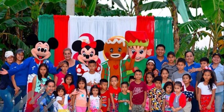 Niños del Sitio San Pablo disfrutaron de la Caravana Navideña