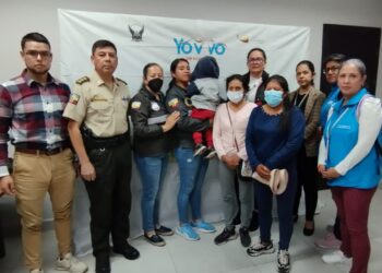Infante rescatado por maltrato de su madre fue entregado a un familiar