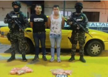 52 kilos de droga estaban camufladas en las puertas de un vehículo.
