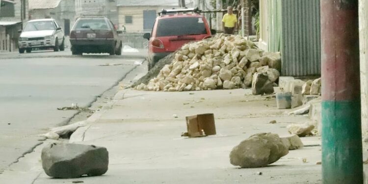 Fue victimado afuera de su casa