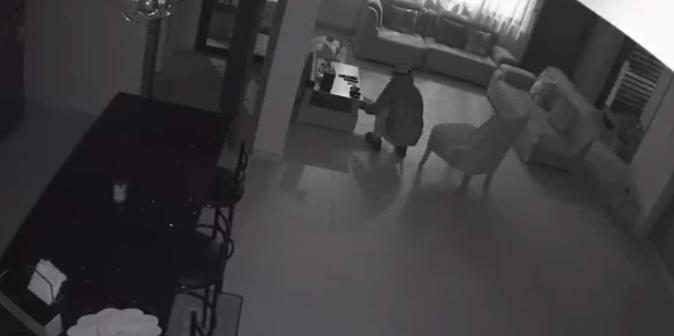 Delincuentes roban 2 mil dólares de una vivienda