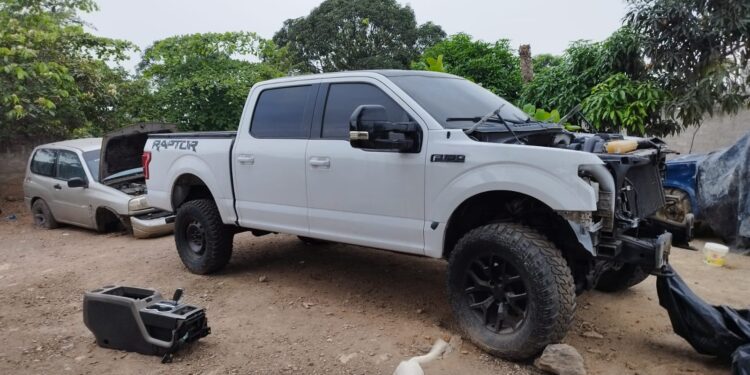 Carro reportado como robado fue recuperado