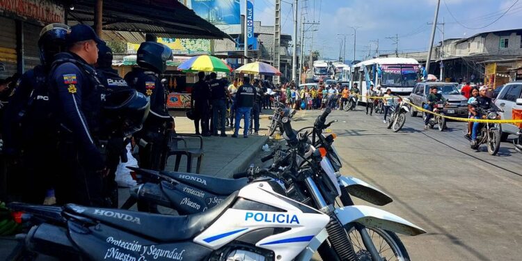 Dos mototaxistas menores de edad murieron baleados