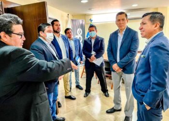 Alcalde mantuvo reunión con representantes del BDE