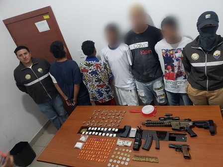 Cinco sospechosos de asesinato fueron detenidos