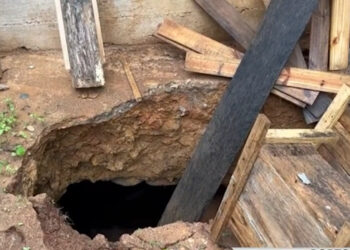 Afectada por hundimiento en el sector de San José de Portovelo