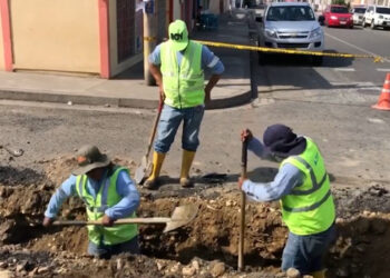 Aguas Machala realizó trabajos de interconexión en las calles 11va norte y 9 de May