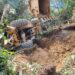 Un hombre falleció al caer con un tractor de una altura de 4 metros