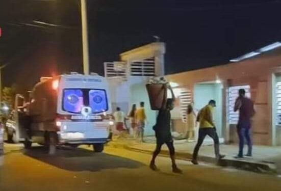 Cuatro personas fueron heridas en el interior de un domicilio