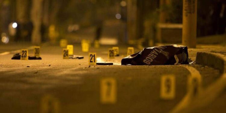 Un adolescente de 17 años muerto en un ataque al estilo sicariato