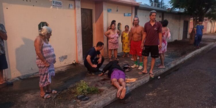 Le dispararon en la pierna cuando iba a comprar pan
