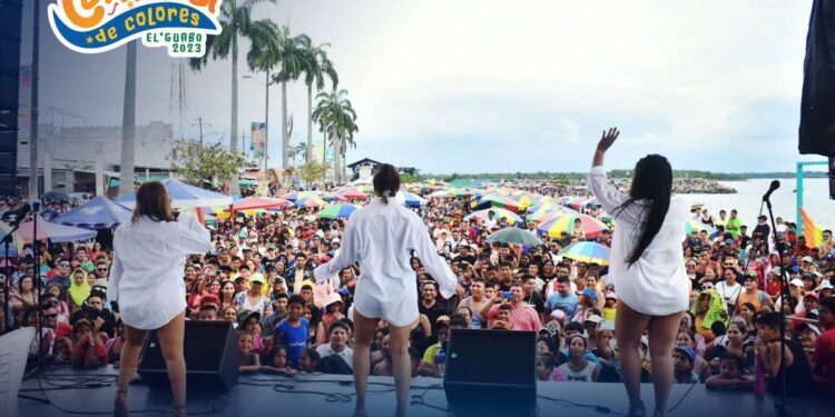 El Guabo vivió el Carnaval de Colores en este feriado