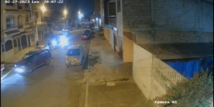 Cámara de seguridad captó un asalto