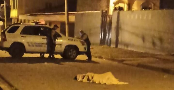 Dos personas fueron asesinadas en el exterior de una discoteca