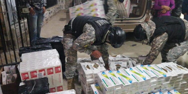 Allanan inmueble donde se almacenaba artículos de contrabando