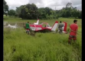 Avioneta se estrelló en una finca