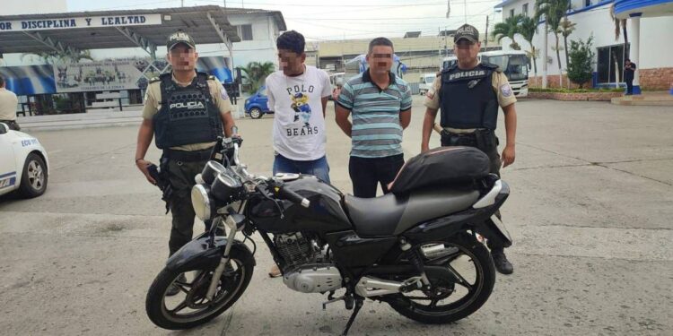 Dos sujetos en poder de armas de fuego intentaron ingresar al CNE Guayas