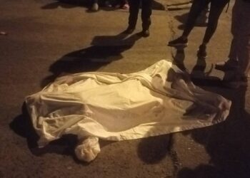 Cuando caminaba a una panadería sujetos en moto lo interceptaron para matarlo