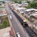 Prefectura de El Oro y Municipio asfaltan calles del cantón El Guabo