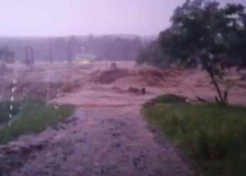 Caída de puente deja incomunicadas a varias comunidades en La Maná.