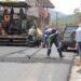 Prefectura continúa ejecutando trabajos de asfaltado en Casacay
