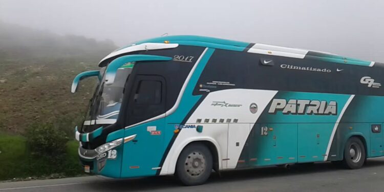 En asalto a un bus resultó herido al recibir un disparo