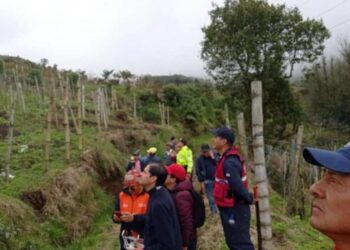 Familias evacuadas por deslizamiento en el cerro Cuchicagua