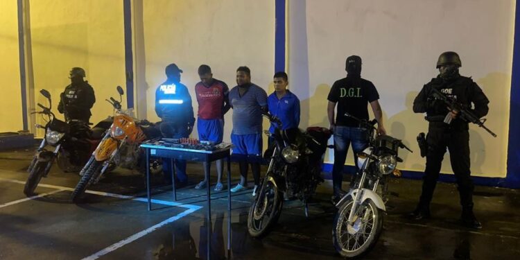 Grupo delictivo de sacapintas fue desarticulado en la madrugada