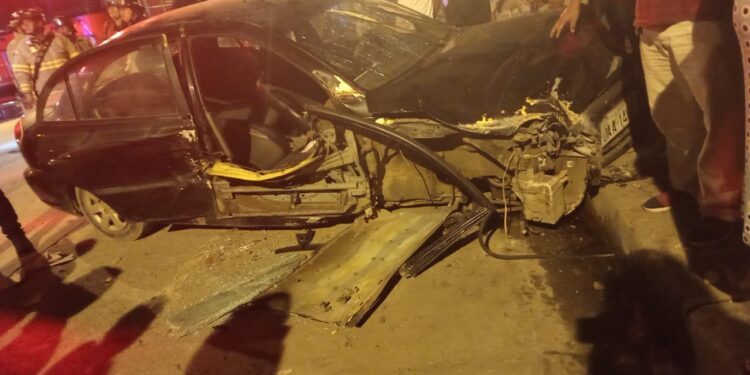 Por escapar de delincuentes sufrió un aparatoso accidente de tránsito