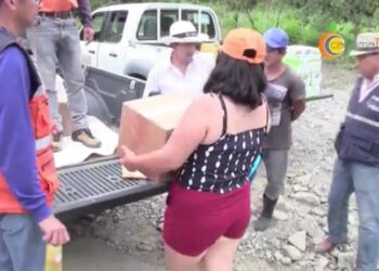Familias damnificadas del cantón Caluma recibieron ayuda humanitaria
