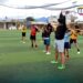 Niños se benefician de los cursos vacacionales con Kike
