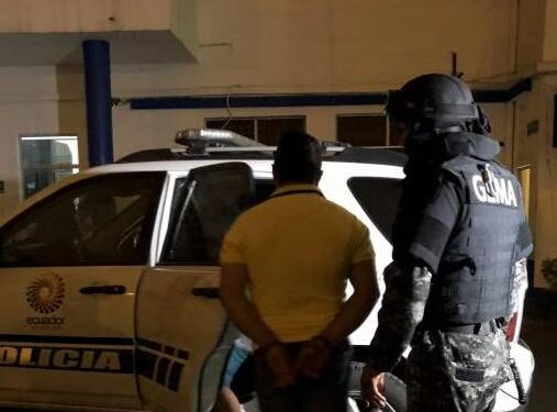 Sujetos que pedía de 800 a 1000 dólares para no difundir contenido sexual fue detenido