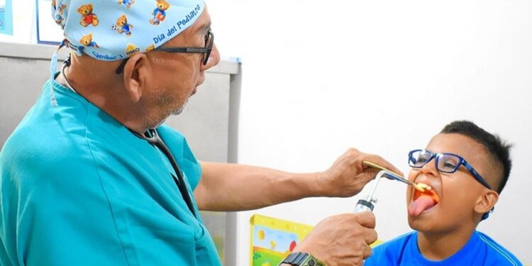 Continúan brindando atención en los Centros Médicos Municipales