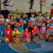 Niños y adolescentes disfrutan los cursos vacacionales de basket