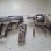 Tras una pelea mujer entregó dos armas de fuego de su ex-conviviente
