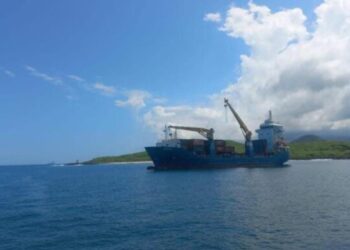 Gobierno declarará emergencia en Galápagos tras avería de embarcación que lleva víveres a las islas