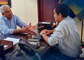 Alcalde Hitler Álvarez mantuvo reunión con Administrador de CNEL El Oro