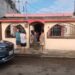 Encontró a su padre suspendido de una cuerda
