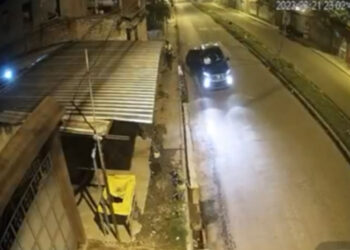 Llegaron en carro para robarle la motocicleta