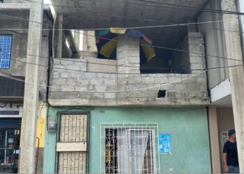 Familia se encuentran en constante peligro por daños que sufrió su vivienda con el sismo