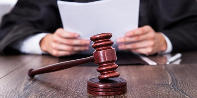 Tres jueces fueron suspendidos por el Pleno del Consejo de la Judicatura