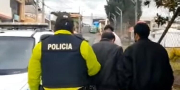 Dos presuntos estafadores fueron capturados