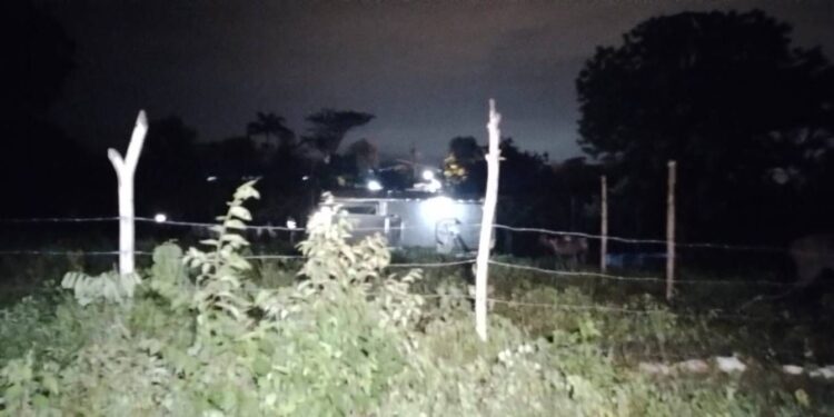 Sicarios entraron a una casa y mataron a tres personas