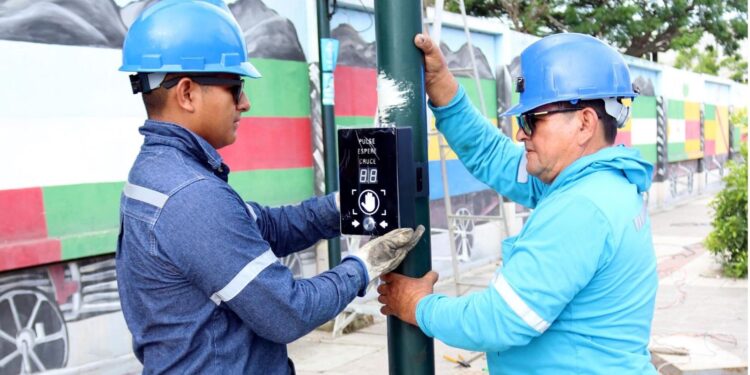 Movilidad Machala colocó pulsadores semafóricos