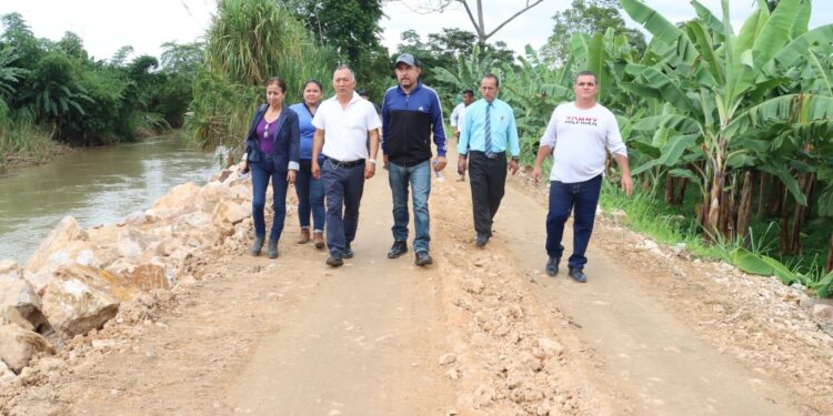 Prefectura protege producción agrícola de El Retiro y La Victoria