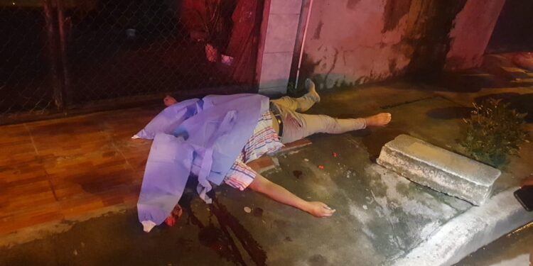 Fue asesinado luego que discutió con un taxista