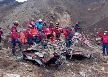 Encuentran otro cadáver en la zona cero de Alausí
