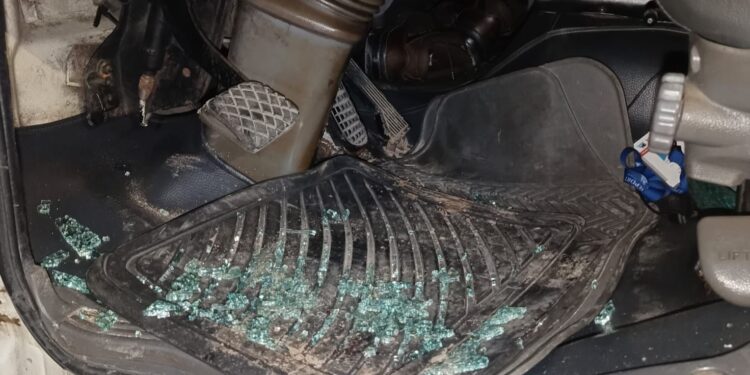 Delincuentes dispararon contra camión para obligar al chofer a detenerse
